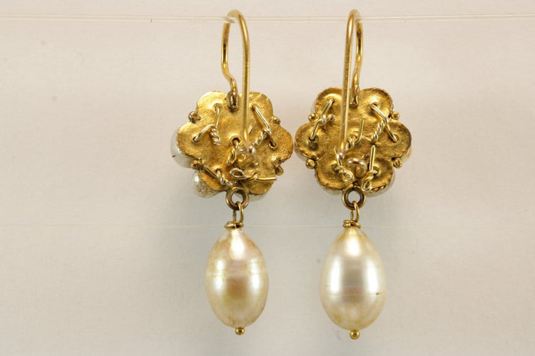 Boucles d'oreilles Boucles d'oreilles anciennes en or 14K et perles 58 Facettes 7718