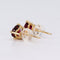 Boucles d'oreilles Boucles d'oreilles en or jaune 14 ct et grenats cœur 58 Facettes E018
