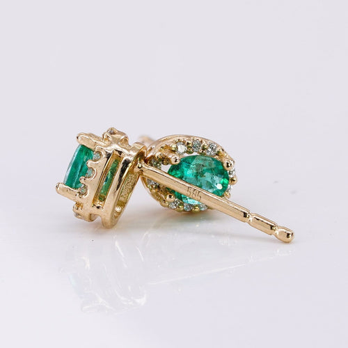 Boucles d'oreilles Boucles d'oreilles en or jaune, émeraudes et diamants 58 Facettes E019