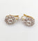 Boucles d'oreilles Dormeuses marguerite - Boucles d'oreilles en or 18k, platine et diamants 58 Facettes A07298
