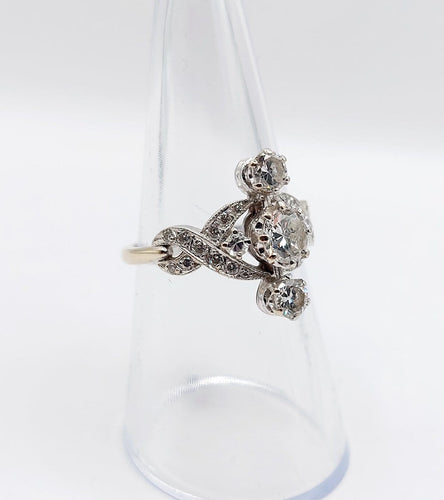 Bague 53.5 Bague marquise Art déco en or blanc 18k et diamants 58 Facettes A07308