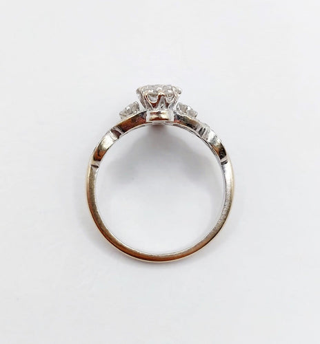 Bague 53.5 Bague marquise Art déco en or blanc 18k et diamants 58 Facettes A07308