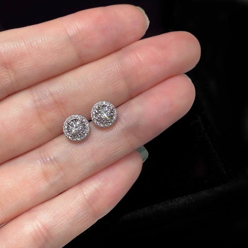 Boucles d'oreilles Embrace - Boucles d'oreilles halo en or blanc 18K, diamants 0,30 ct 58 Facettes GER1352WG