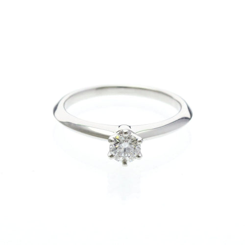 Bague 52 Tiffany & Co. Tiffany Setting - Bague solitaire en platine et diamant 58 Facettes pcskpobuah