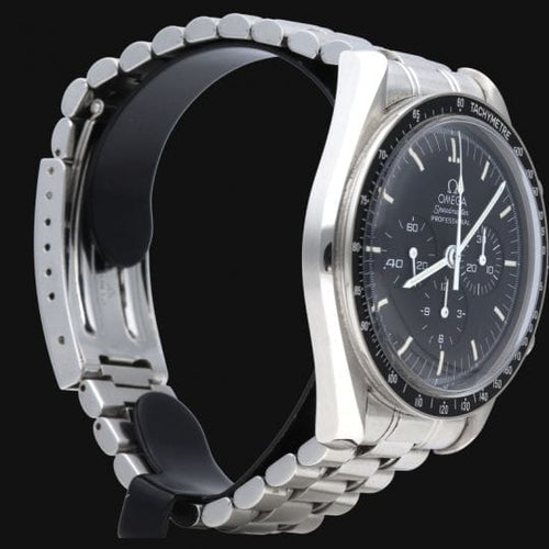 Montre Omega Speedmaster - Montre en acier 58 Facettes MT45133