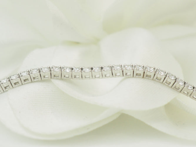 Bracelet Bracelet rivière en or blanc et diamants 1,84 ct 58 Facettes 33235