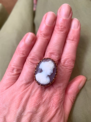 Bague 56 Bague ancienne camée agate en or jaune 18 carats 58 Facettes B400