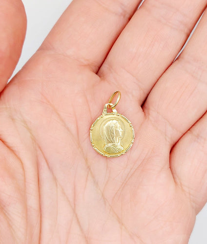 Pendentif Médaille religieuse Vierge Marie en or 18k 58 Facettes A07329