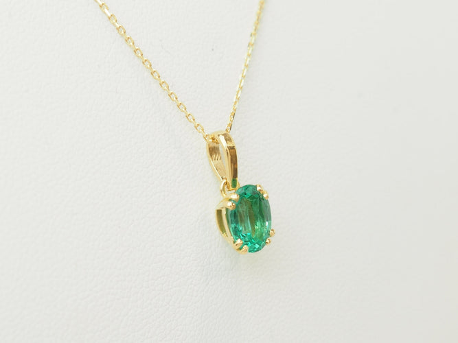 Pendentif Pendentif en or jaune et émeraude naturelle 1,23 ct 58 Facettes CLAL 0024