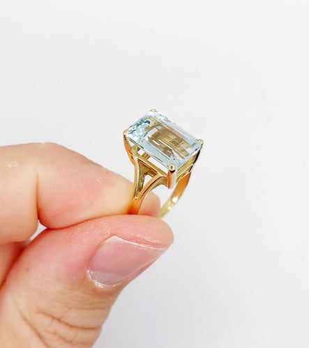 Bague 50 Bague cocktail vintage en or 18k et aigue-marine 58 Facettes A07289