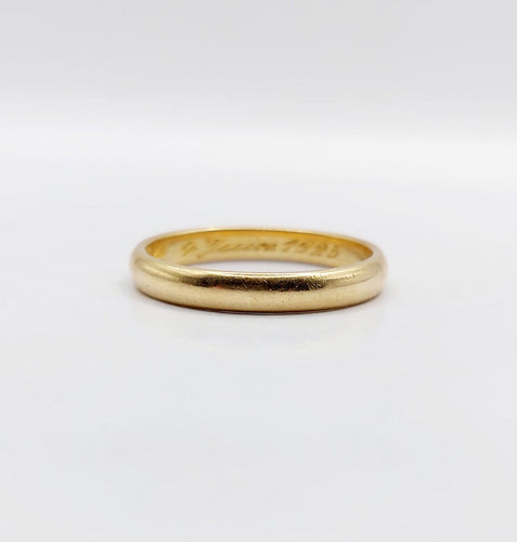 Bague 57.5 Alliance antique gravée en or 18k 58 Facettes A07290