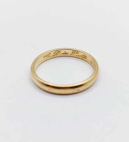Bague 57.5 Alliance antique gravée en or 18k 58 Facettes A07290