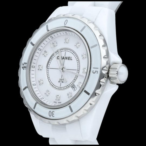 Montre Chanel J12 - Montre 33 mm en céramique et diamants 58 Facettes MT46971