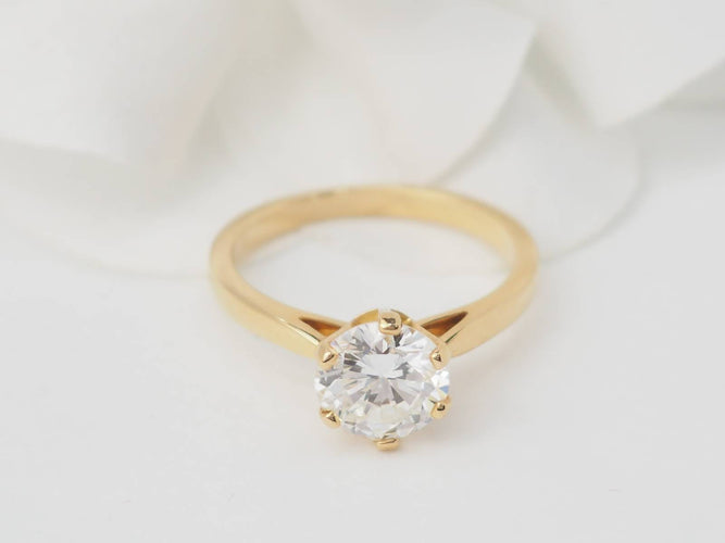 Bague 54 Bague solitaire en or jaune 18 kt et diamant 1,59 ct 58 Facettes 32058