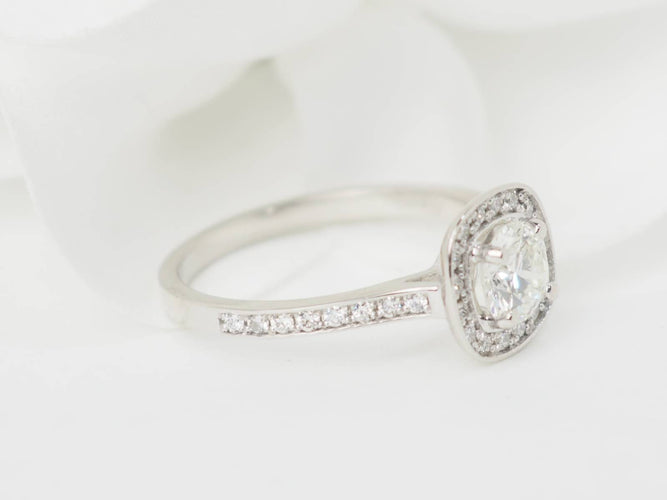 Bague 54 Bague solitaire en or blanc et diamants 0,68 ct 58 Facettes 31790/32624