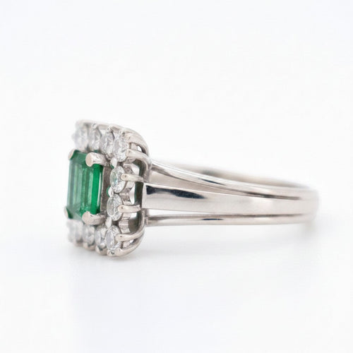 Bague 52 Bague vintage en or blanc avec émeraude et diamants 58 Facettes