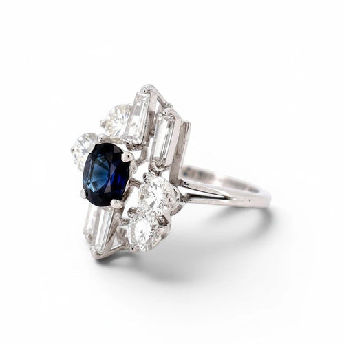 Bague 53 Bague moderniste en or blanc 18 ct avec saphir et diamants 58 Facettes RI-1033