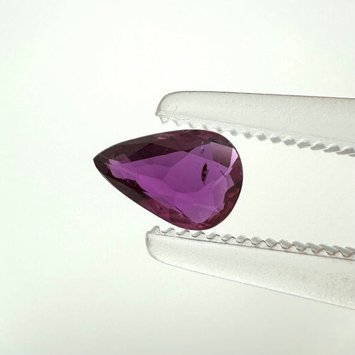 Rubis naturels Siam - Pierres taille poire 0,75 ct sans chauffe 58 Facettes