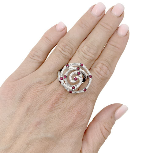 Bague 55 Giovanni Ferraris - Bague en or blanc, diamants et rubis 58 Facettes 35698