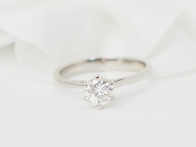 Bague 52.5 Solitaire - Bague en or blanc et diamant 0,58 ct 58 Facettes 28293/31331
