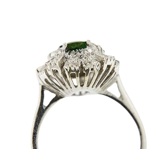 Bague 54 Bague halo en or blanc avec saphir et diamants 58 Facettes 41749