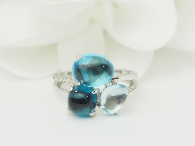 Bague 54 Bague aigue-marine et topazes bleues en or blanc avec diamants 58 Facettes 33785