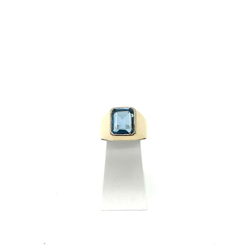 Bague 60 Chevalière en or jaune et topaze Blue London 58 Facettes Z1351921