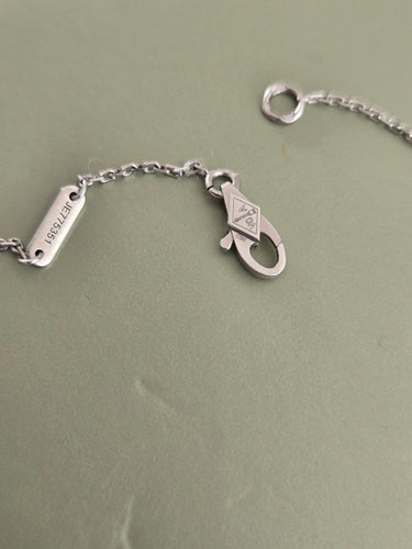 Pendentif Van Cleef & Arpels Sweet Alhambra - Pendentif en or blanc et diamants 58 Facettes jnci65