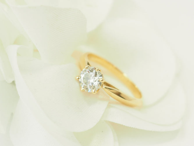 Bague 51 Solitaire - Bague en or jaune avec diamant 0,74 ct 58 Facettes F5077
