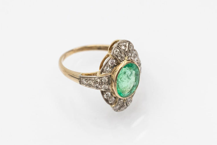 Bague 49 Bague Art déco en or jaune et blanc, émeraude et diamants 58 Facettes 12211