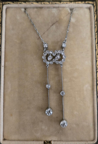 Collier Art déco - Collier négligé en platine et diamants 58 Facettes 1