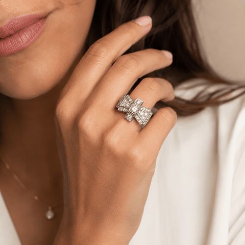 Bague 56 Bague Tank en or rose et diamants 58 Facettes 1.0001250/1