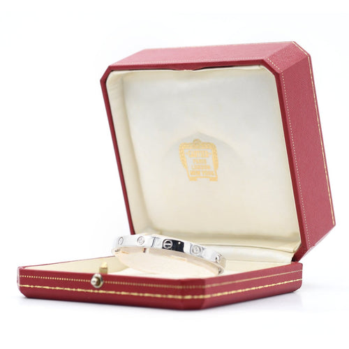 Bracelet Cartier Love Small - Bracelet taille 16 en or blanc et diamants 58 Facettes 348A26_M