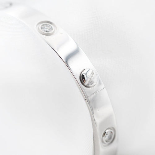 Bracelet Cartier Love Small - Bracelet taille 16 en or blanc et diamants 58 Facettes 348A26_M