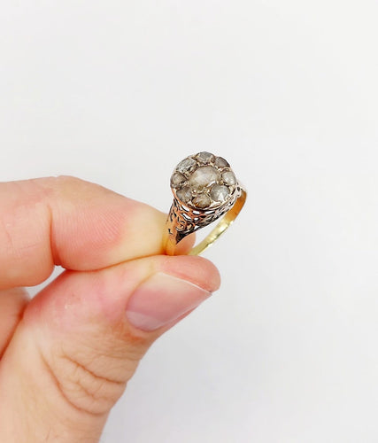 Bague 54 Bague marguerite antique en or 18k, argent et diamants taille rose 58 Facettes A07359