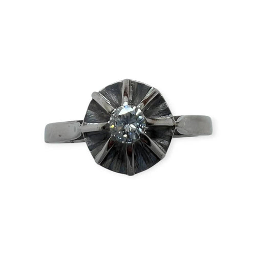 Bague 50 Bague solitaire en or blanc et diamant 58 Facettes 330096371