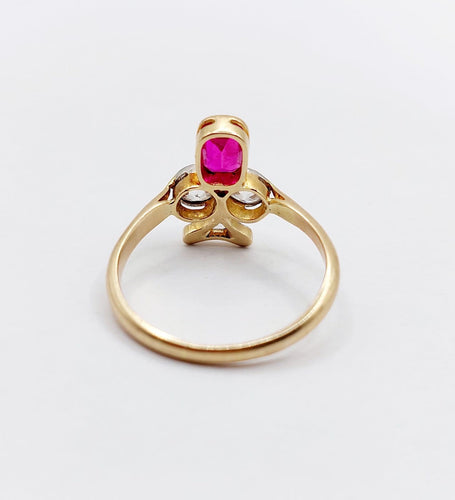Bague 55 Bague trèfle antique en or 18k, platine, rubis synthétique et diamants 58 Facettes A07364