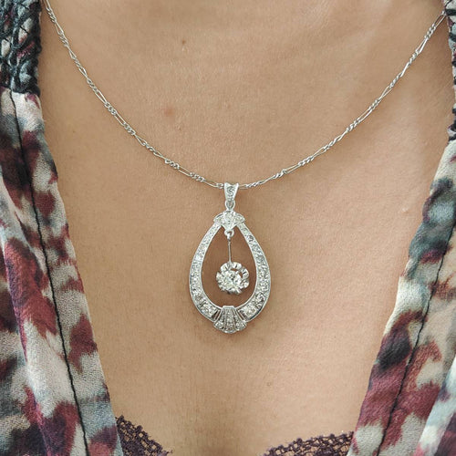 Collier Art déco - Collier en or blanc et diamants 58 Facettes 33429