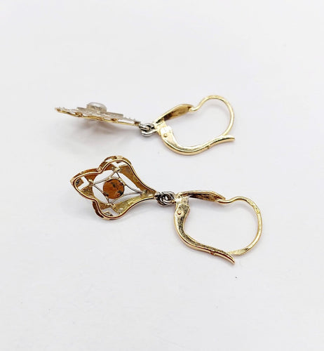 Boucles d'oreilles Dormeuses Art nouveau en or 18k et perle 58 Facettes A07369