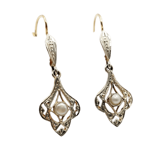 Boucles d'oreilles Dormeuses Art nouveau en or 18k et perle 58 Facettes A07369