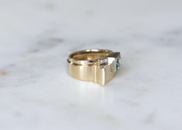 Bague 53 Bague Tank Art déco en or jaune, platine, aigue-marine et diamants 58 Facettes