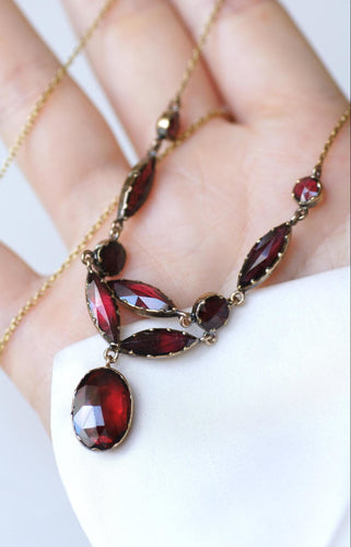 Collier Collier draperie ancien en or rose et or jaune, grenats de Perpignan 58 Facettes