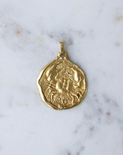 Pendentif Médaille astrologique Cancer - Pendentif en or jaune années 70 58 Facettes