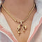 Pendentif Hanging Panther - Pendentif en or jaune 18k, diamants, émeraudes, rubis et saphirs 58 Facettes 9A0814C374B648DA9650B5AD302CBCAB
