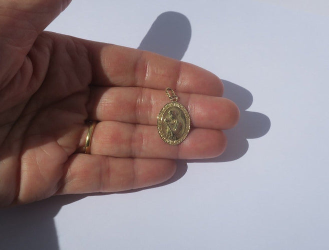 Pendentif Dropsy - Pendentif médaille Vierge à l’Enfant en or jaune 58 Facettes Pendentif