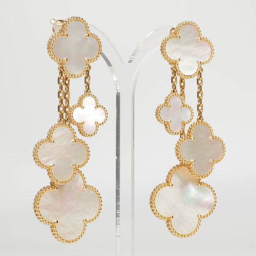 Van Cleef & Arpels Magic Alhambra - Boucles d’oreilles en or jaune et nacre 58 Facettes