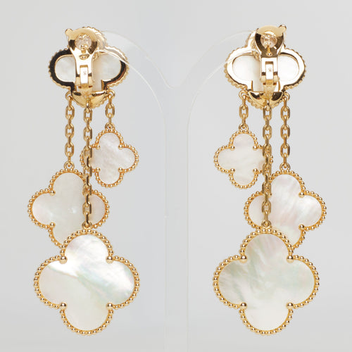 Van Cleef & Arpels Magic Alhambra - Boucles d’oreilles en or jaune et nacre 58 Facettes