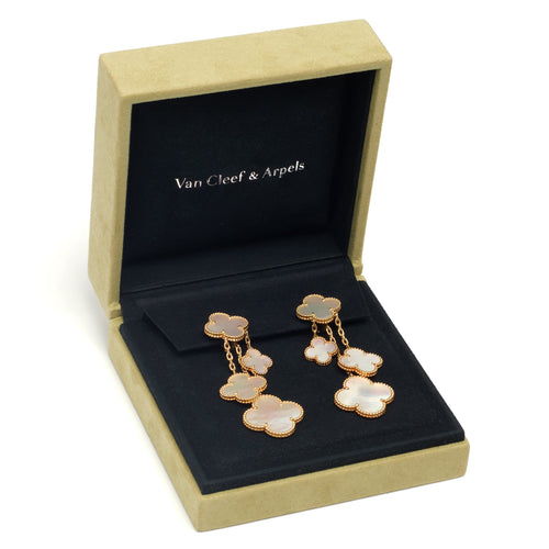 Van Cleef & Arpels Magic Alhambra - Boucles d’oreilles en or jaune et nacre 58 Facettes