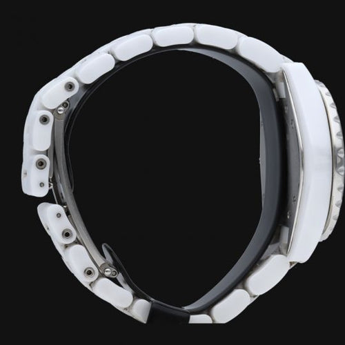 Montre Chanel J12 - Montre 33 mm en céramique et diamants 58 Facettes MT46965