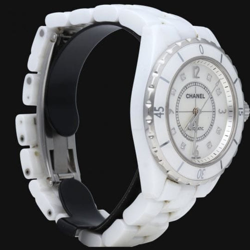 Montre Chanel J12 - Montre 38 mm en céramique et diamants 58 Facettes MT46969